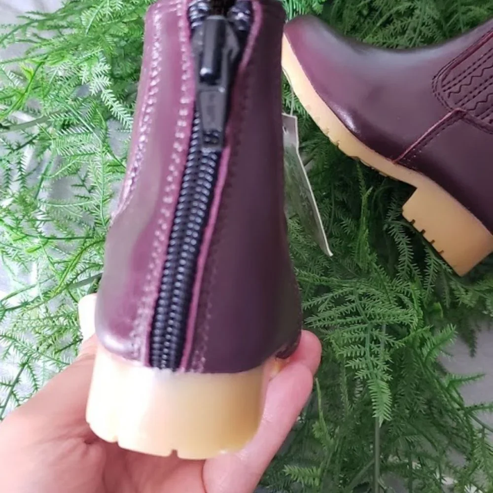 Size 2 boots shoes